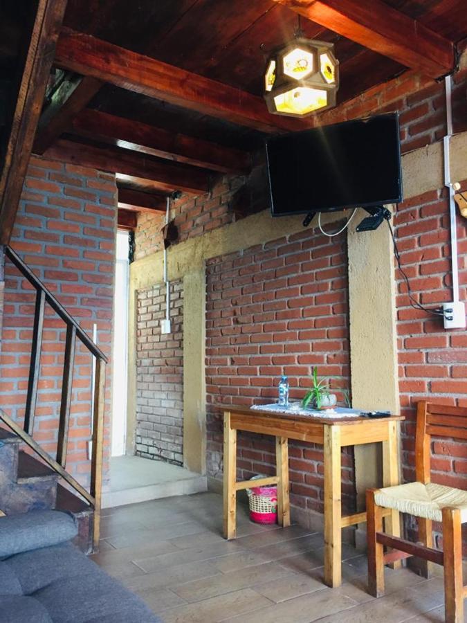 Zirahuen Los Angeles Exterior photo